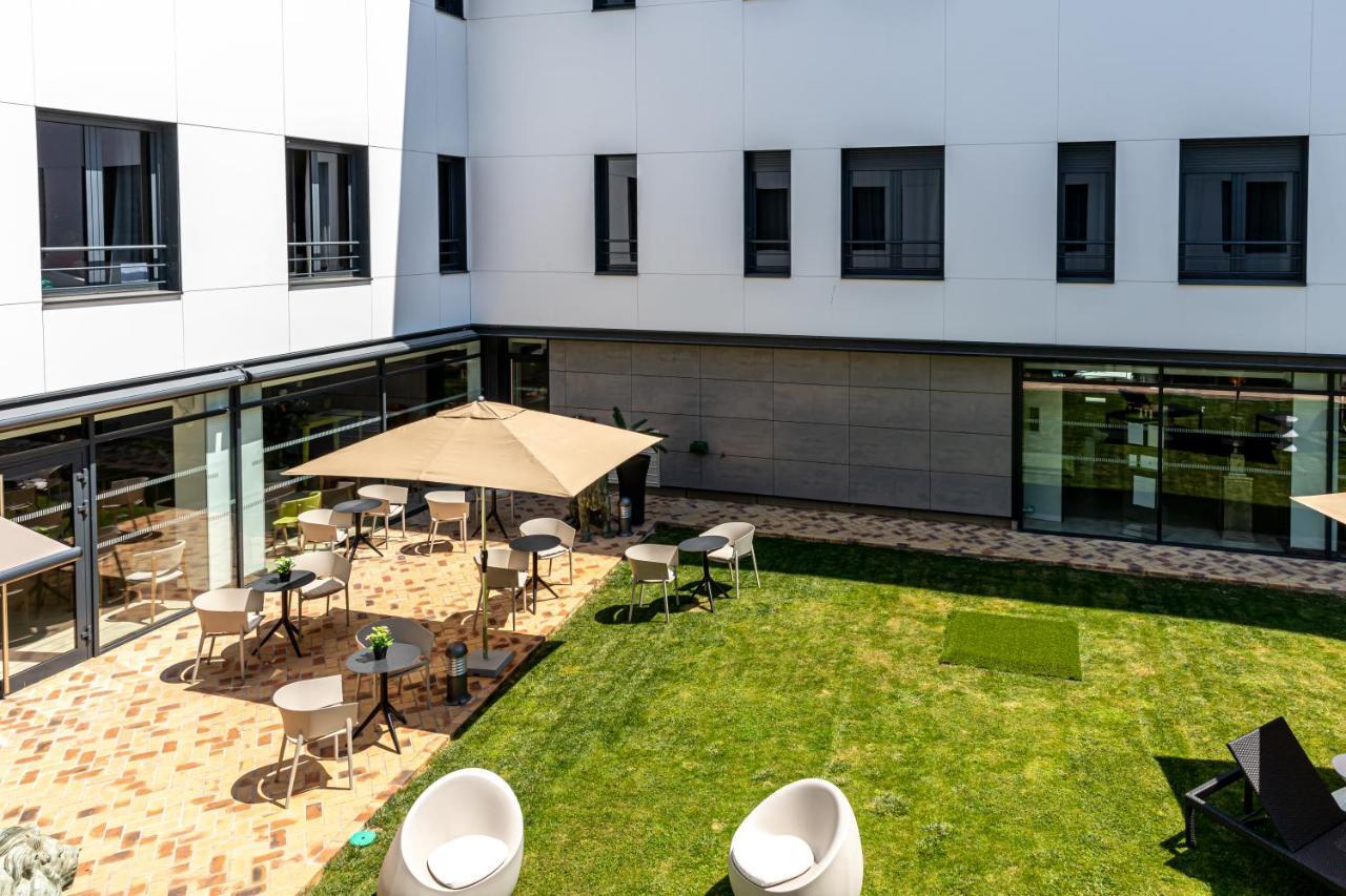 Les Jardins De St Cloud Aparthotel Saint-Cloud Eksteriør bilde